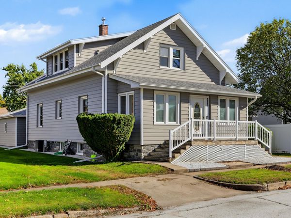 924 Shakespeare Avenue, Stratford, IA 50249