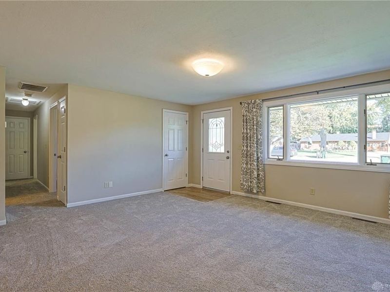 948 Pool Avenue, Vandalia, OH 45377 Photo 6