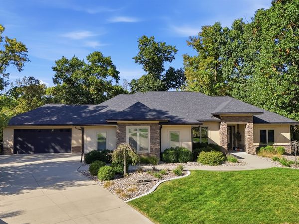 8508 Orchard Drive, Johnston, IA 50131