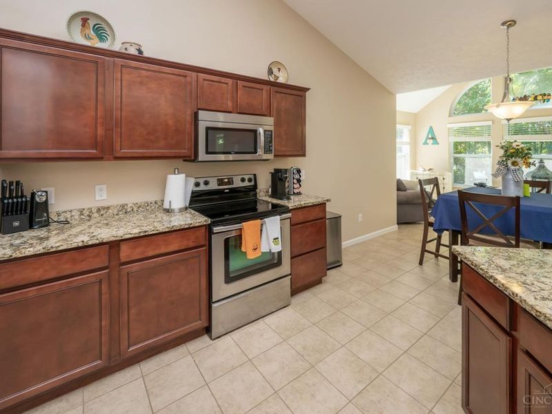 1759 Goldenrod Court, Turtle Creek Township, OH 45036 Photo 8