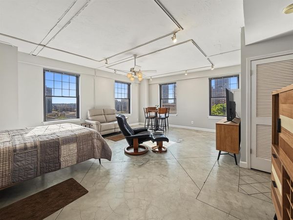109 N MAIN ST, Unit 802, Memphis, TN 38103