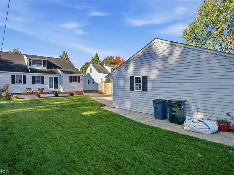 16420 Parklawn Avenue, Middleburg Heights, OH 44130 Photo 48