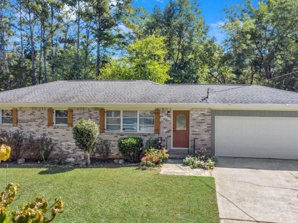 2741 Elkhart Circle SW, Marietta, GA 30064