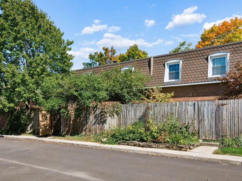 2885 Chateau Circle S, Upper Arlington, OH 43221 Photo 32