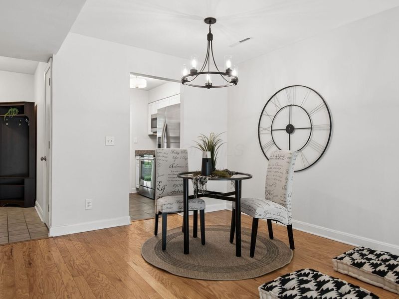 2885 Chateau Circle S, Upper Arlington, OH 43221 Photo 9