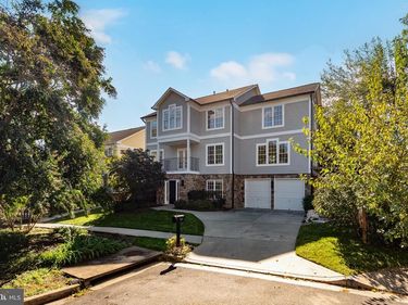 904 S OAKLAND STREET , ARLINGTON, VA 22204
