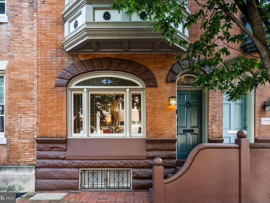 434 Spruce Street, Philadelphia, PA 19106 Main Photo