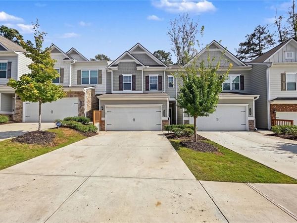 5741 Silver Lake Drive , Mableton, GA 30126