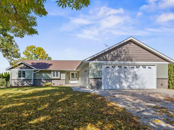 145 Airport Road, Hutchinson, MN 55350