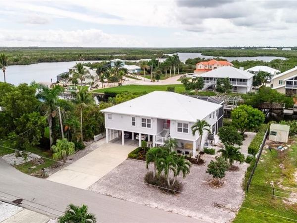 5207 Ann Arbor DR, BOKEELIA, FL 33922