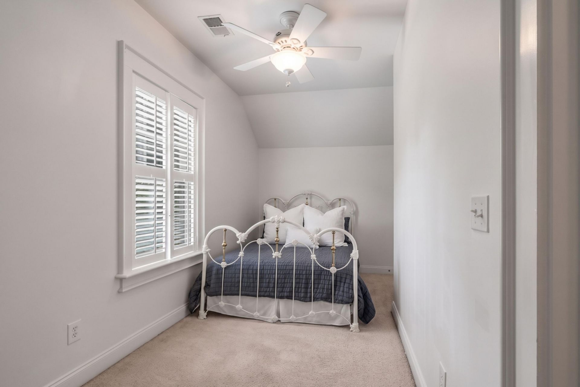2104 Royal Pine Drive Photo 29