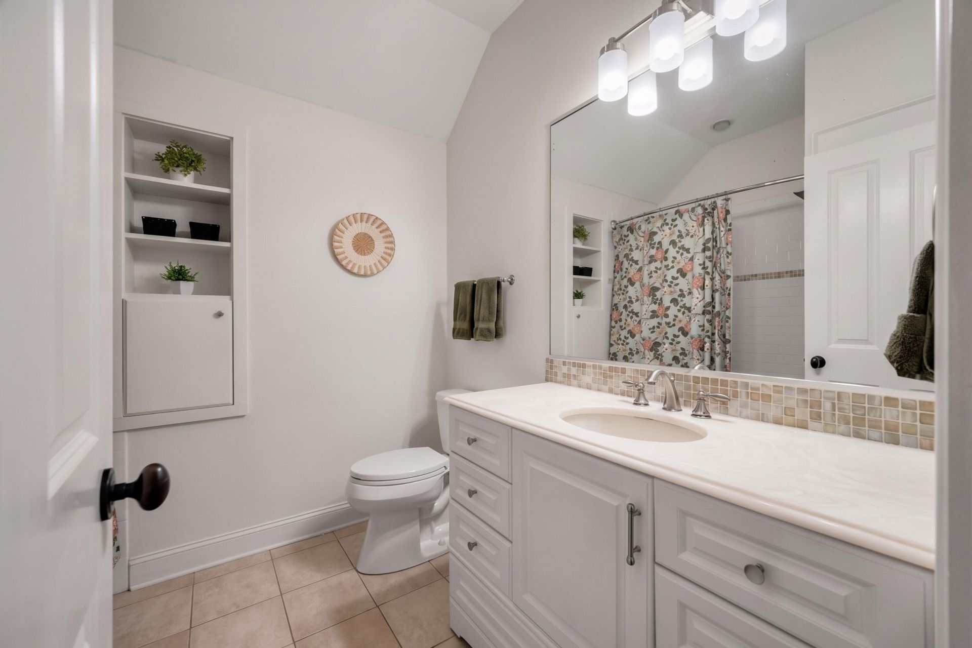 2104 Royal Pine Drive Photo 33