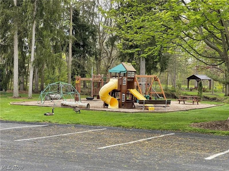 7368 Trailside Drive, Unit #E, Northfield, OH 44067 Photo 33