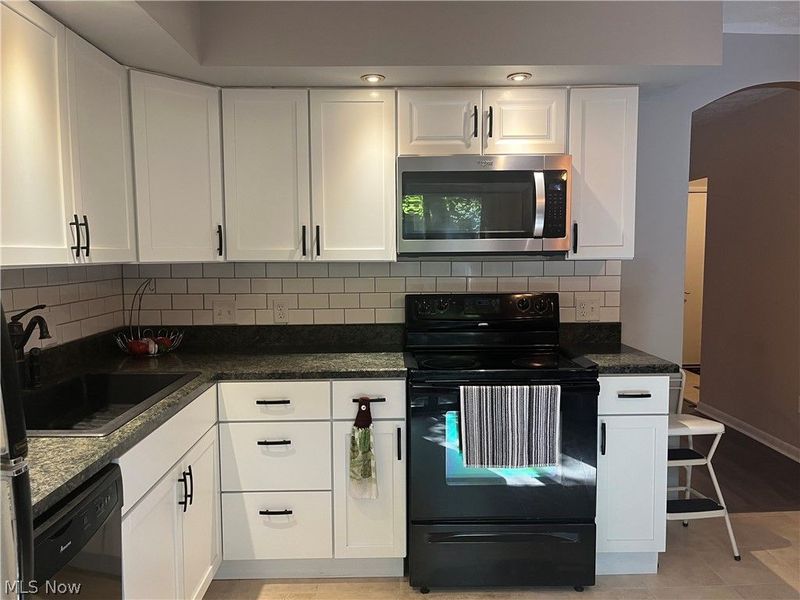 7368 Trailside Drive, Unit #E, Northfield, OH 44067 Photo 9