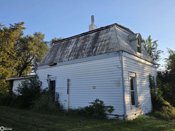 215 7th Street, Murray, IA 50174
