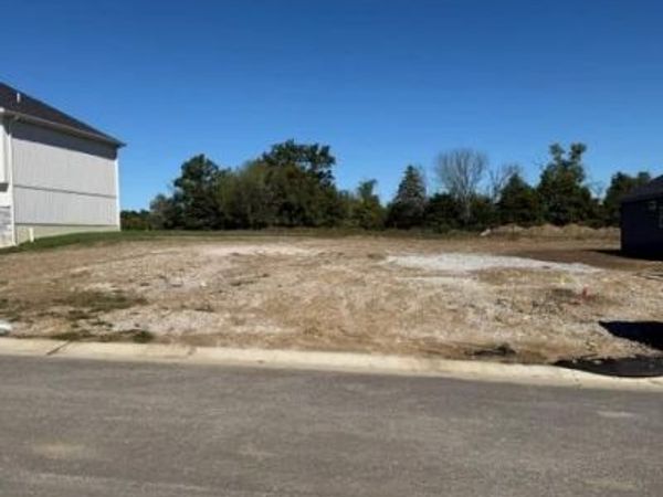 1105 Eli Avenue, Warrensburg, MO 64093