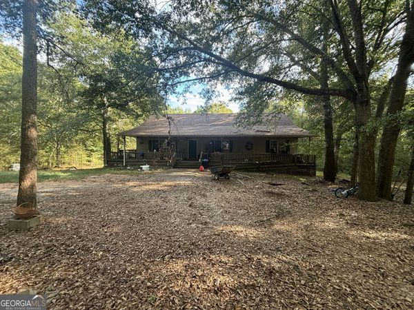 1990 Hewell Road NW, Dewy Rose, GA 30634