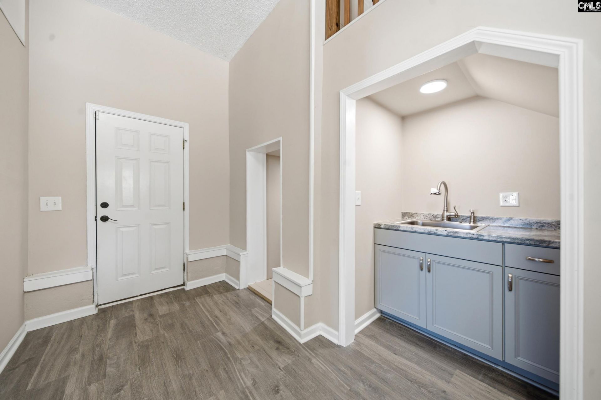 1065 Amick Drive Photo 22