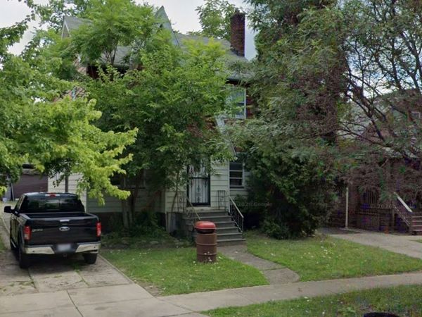 11821 Harvard Avenue, Cleveland, OH 44105