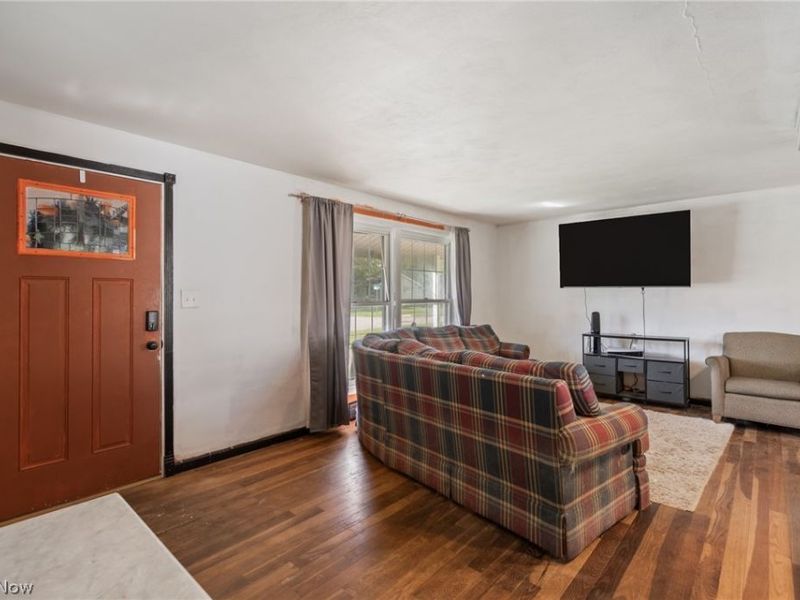 1973 Sedro Street, Cuyahoga Falls, OH 44221 Photo 3