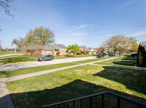 Main Photo