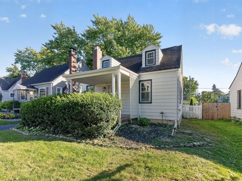 257 Morse Road, Columbus, OH 43214 Photo 2