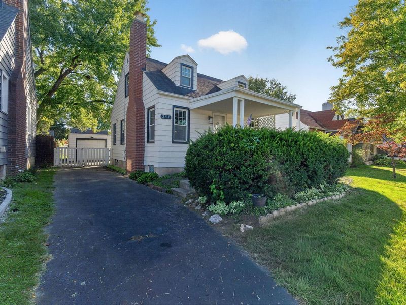 257 Morse Road, Columbus, OH 43214 Photo 3