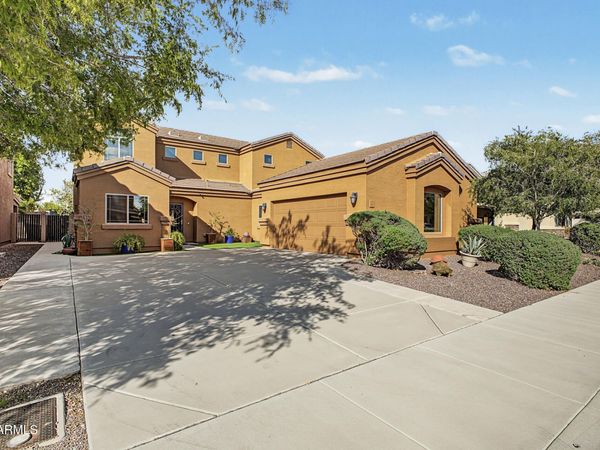 9568 W FRANK Avenue, Peoria, AZ 85382