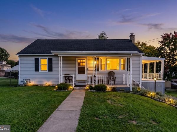736 CHAMBERS STREET , HARRISBURG, PA 17113