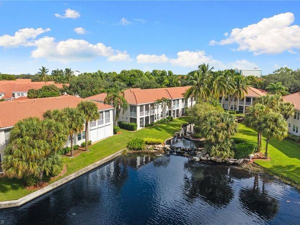400 L Ambiance CIR , Unit 204, NAPLES, FL 34108