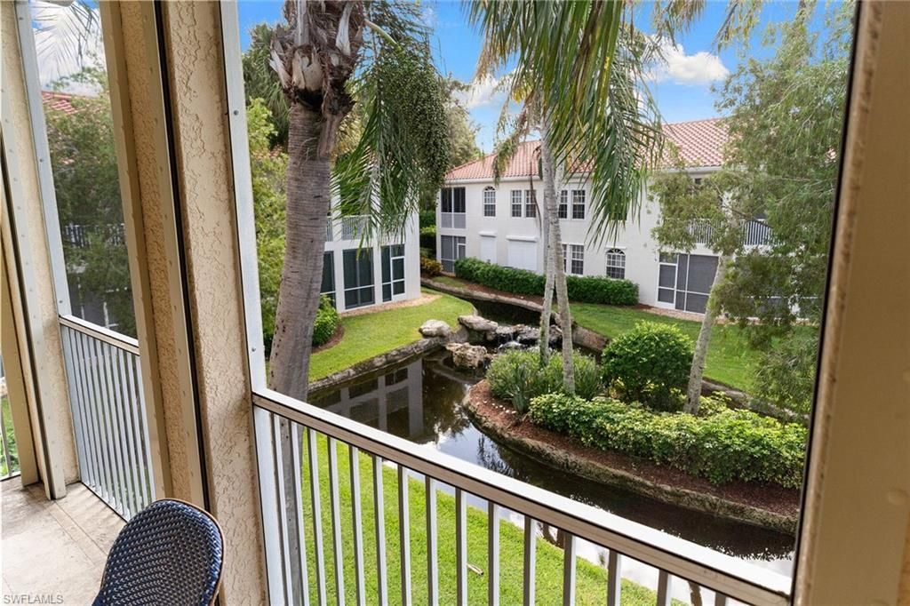 400 L Ambiance Cir , Unit 204, Naples, FL 34108 Photo