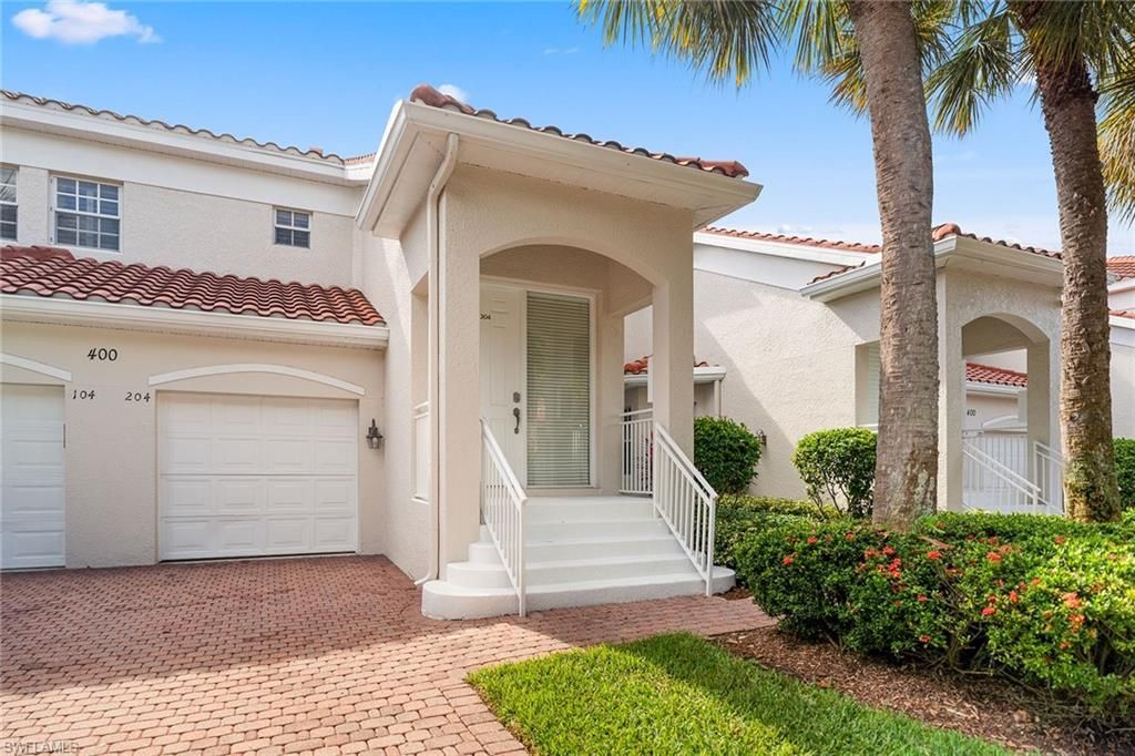 400 L Ambiance Cir , Unit 204, Naples, FL 34108 Photo