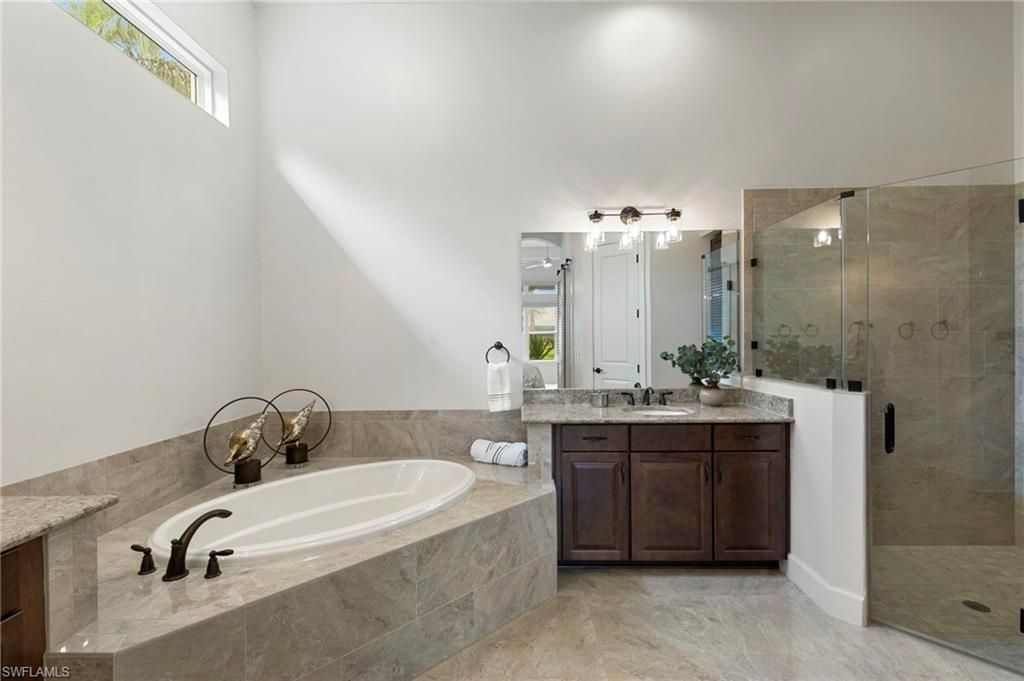3256 Miyagi Ln , Naples, FL 34114 Photo