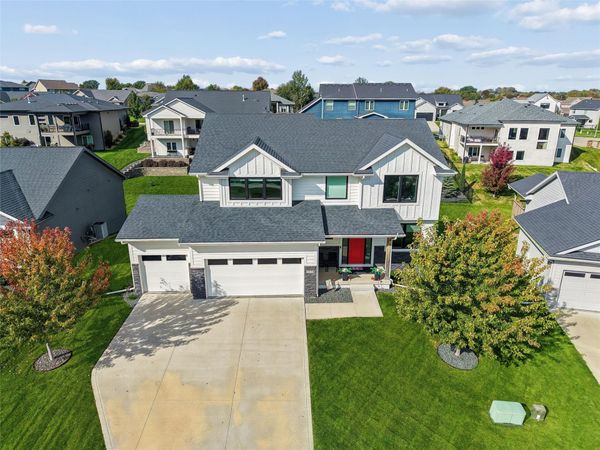 3638 NW 166th Street, Clive, IA 50325