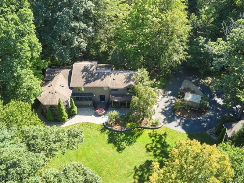 2593 Revere Drive, Bath, OH 44333 Photo 38