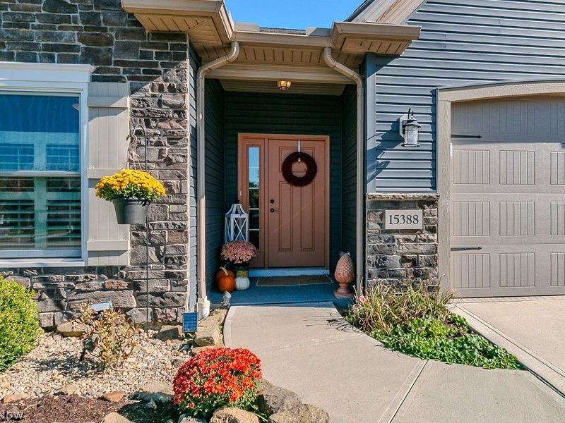 15388 Knox Circle, Middlefield, OH 44062 Photo 2