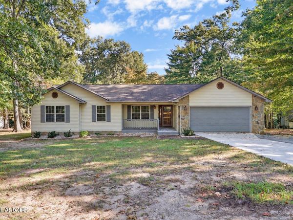 118 Robin Hood Drive, Crossville, TN 38555