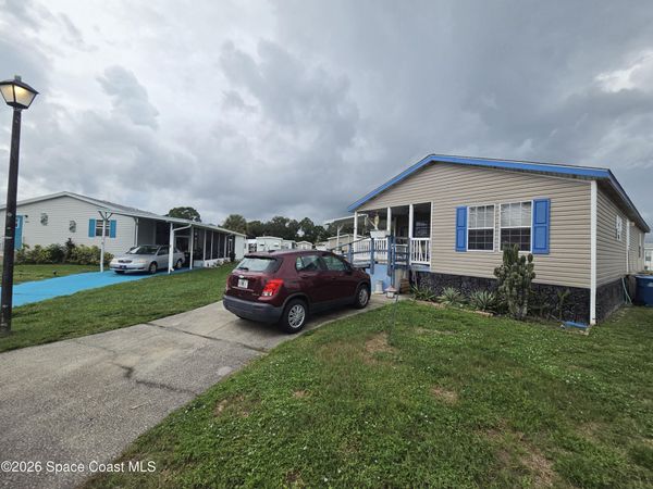 274 Charm Court NE , Palm Bay, FL 32907