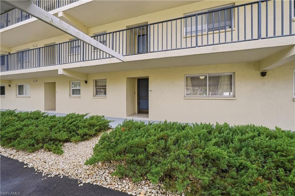 201 Quail Forest Blvd , Unit 103, Naples, FL 34105 Photo