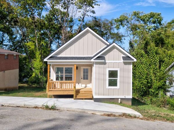907 Wheeler Ave , Chattanooga, TN 37406