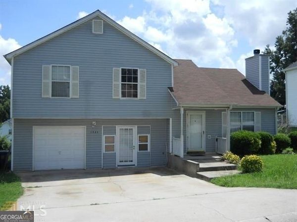 3533 Mosswood Lane, Rex, GA 30273