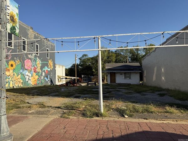 127 E Broadway Street , Glenwood, AR 71943