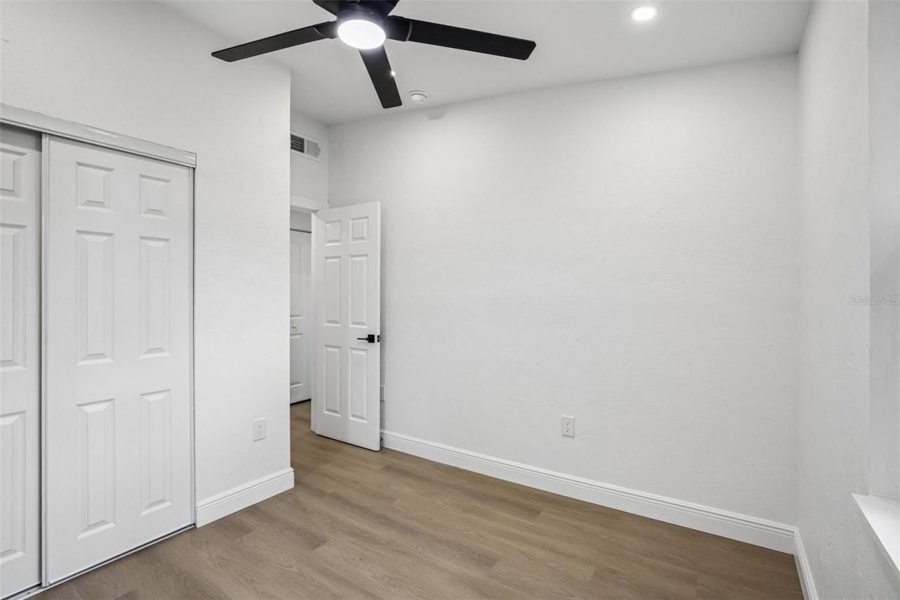 334 E Cornelius Circle, Sarasota, FL 34232 Photo