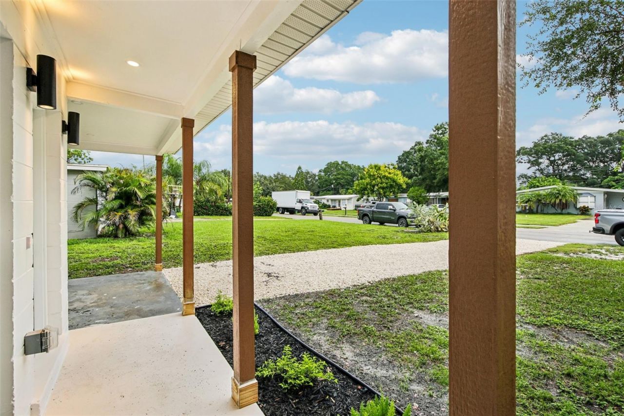 334 E Cornelius Circle, Sarasota, FL 34232 Photo