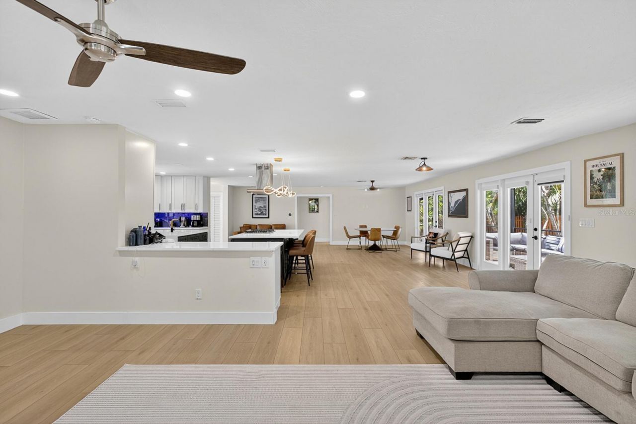 3455 Anglin Drive, Sarasota, FL 34242 Photo