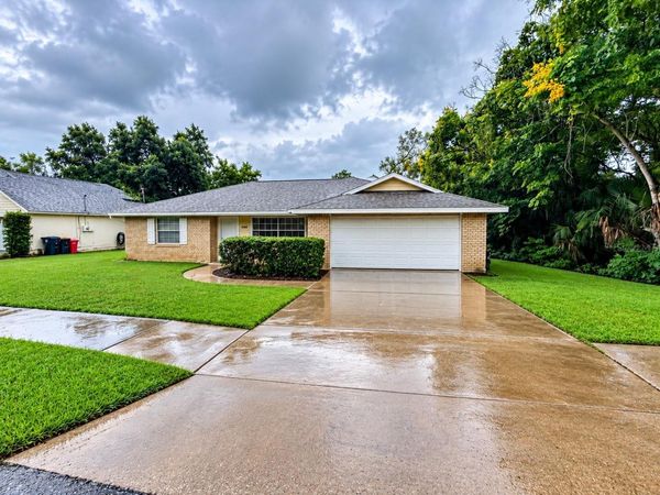 444 W CENTRAL AVENUE , ORANGE CITY, FL 32763