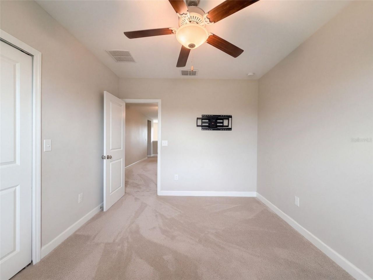 9430 Channing Hill Drive, Ruskin, FL 33573 Photo