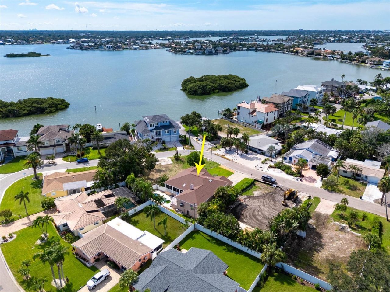 121 7th Street, Belleair Beach, FL 33786 Photo