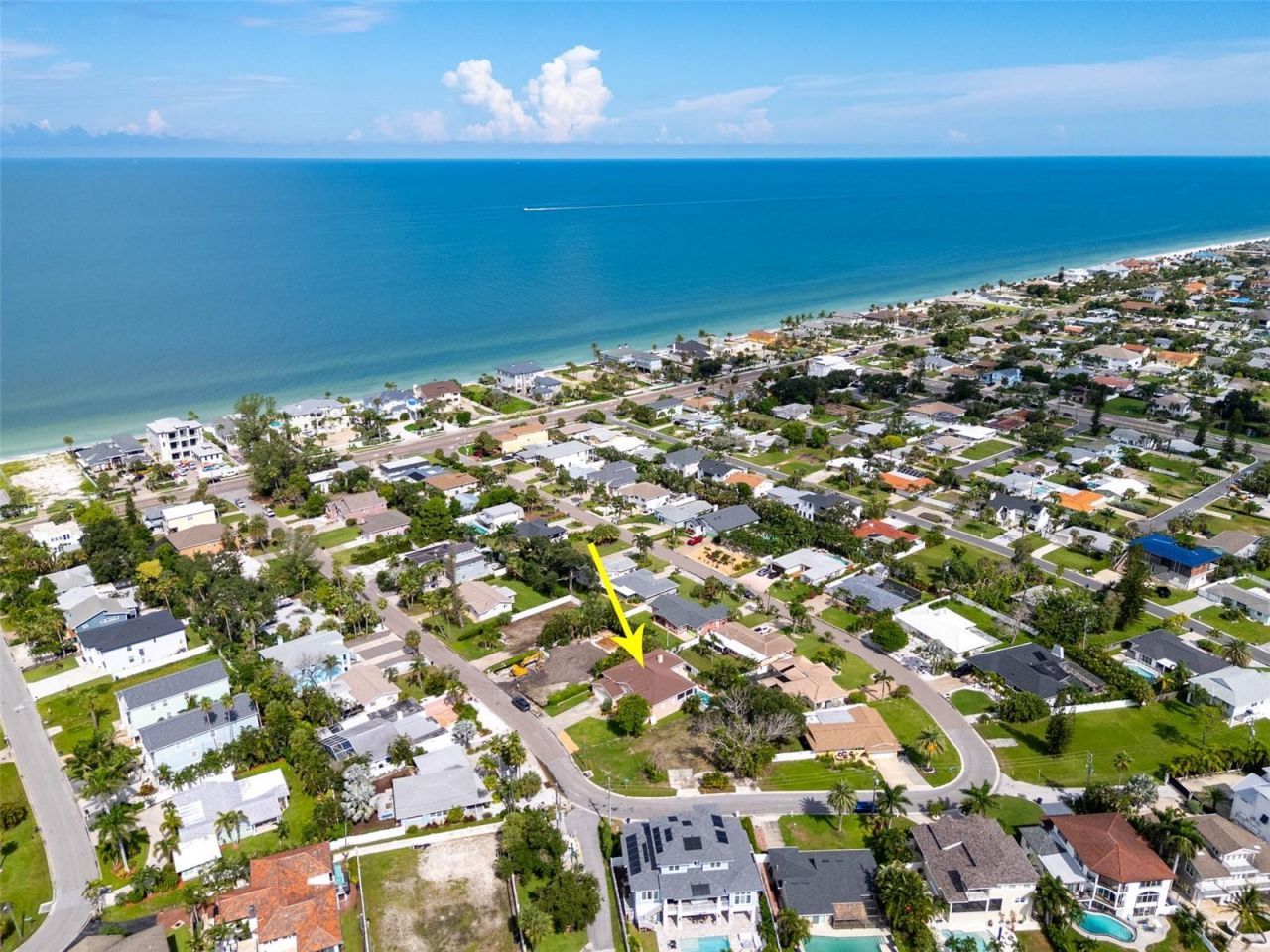 121 7th Street, Belleair Beach, FL 33786 Photo