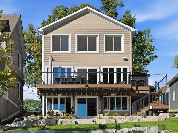 N37W26713 Kopmeier Dr, Pewaukee, WI 53072